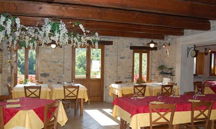 Spino Fiorito Stay Casola in Lunigiana Extérieur photo